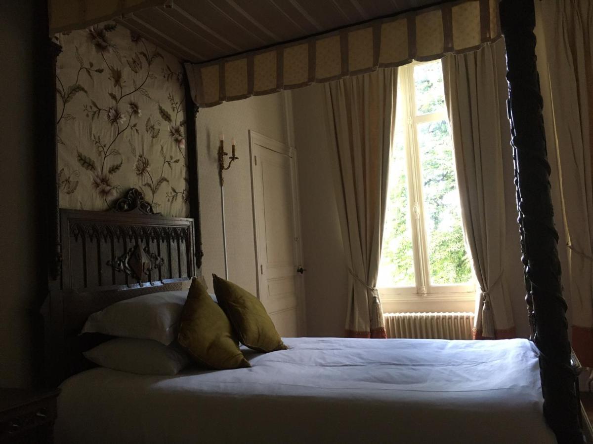 Chambres D'Hotes Montbron Luchapt エクステリア 写真