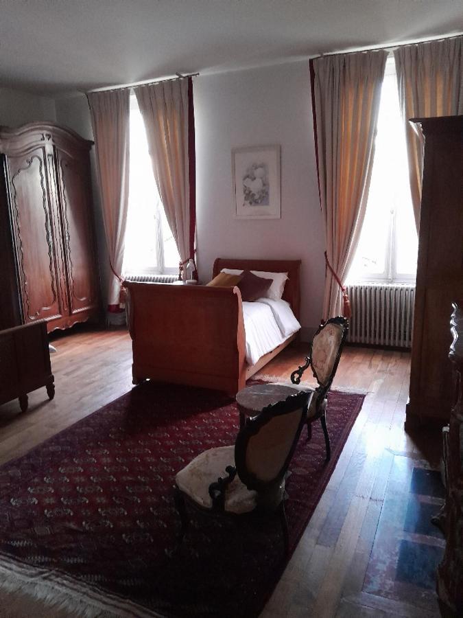 Chambres D'Hotes Montbron Luchapt エクステリア 写真